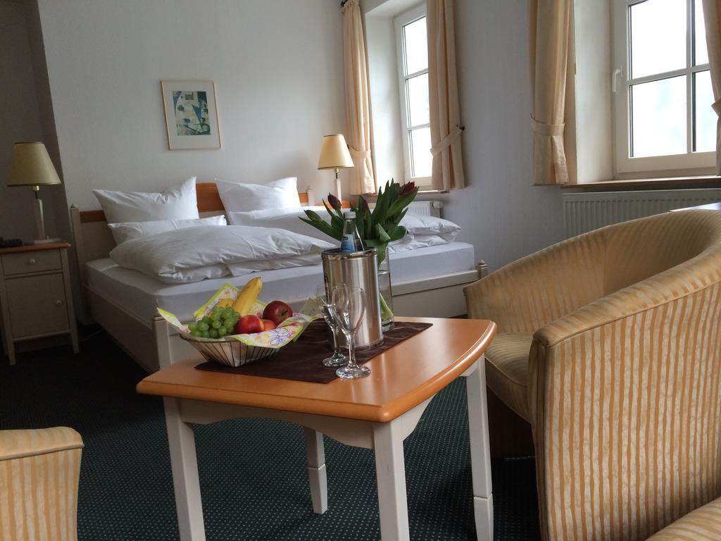 Landhotel Menke Брилон Екстериор снимка